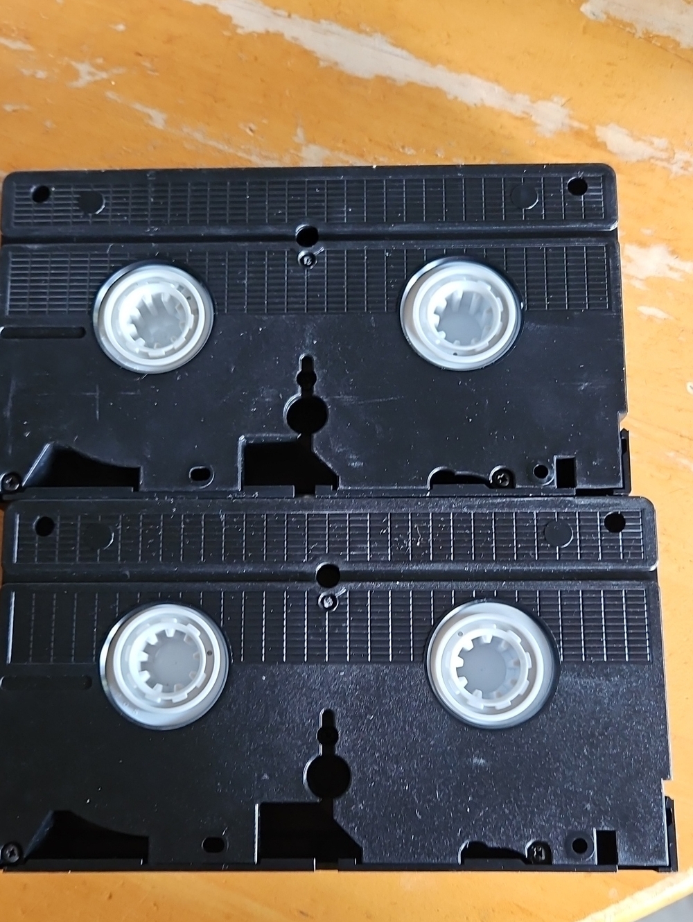 50 Classics Volume 1 & 2 Cartoon VHS Set - Blue & Green Covers - Picture 5 of 7